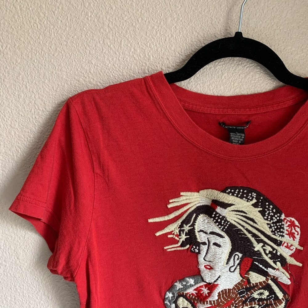 Unique tee - Picture 3 of 6